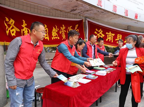 3cca10a65c4093c881b6ec809e0b8bd1.jpg image004.jpg