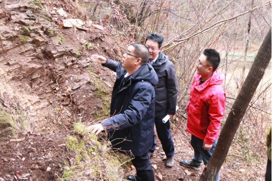 22e2eec2784c52ec977caa08c46d1d14.png 屈永安深入陜西地礦綜合隊檢查指導工作看望慰問一線員工(2)(1)30.png