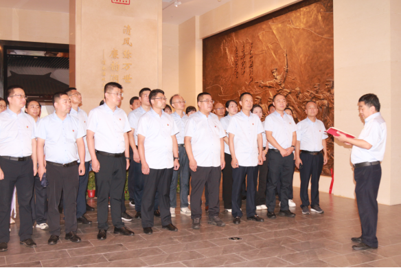 e8c09027bf6ffcb336bb9c9f1d7a3fcc.png 綜合地質(zhì)大隊(duì)新聞稿件審批表2024--145219.png